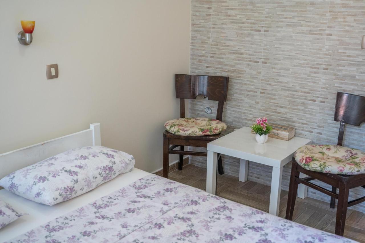 Apartments Milunovic Kotor Bagian luar foto