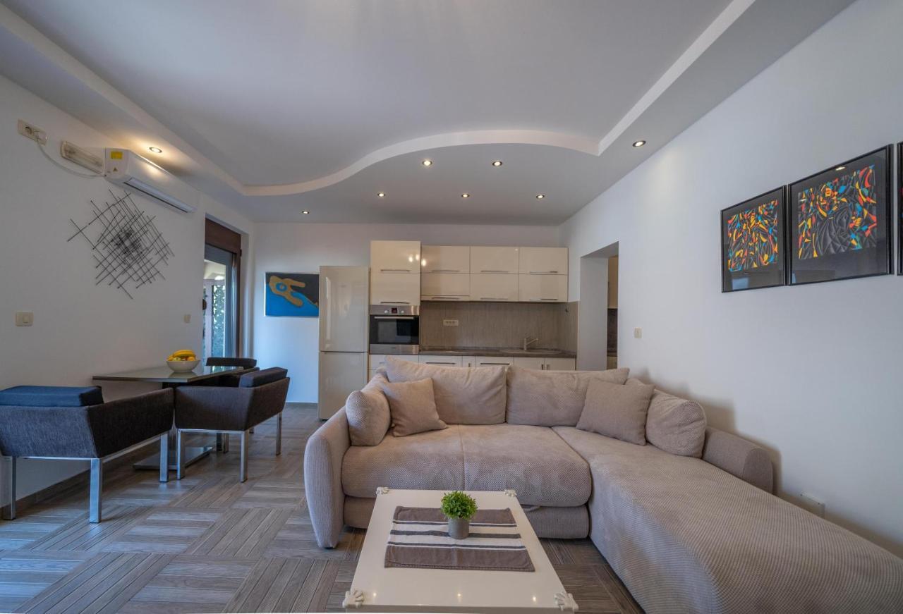 Apartments Milunovic Kotor Bagian luar foto