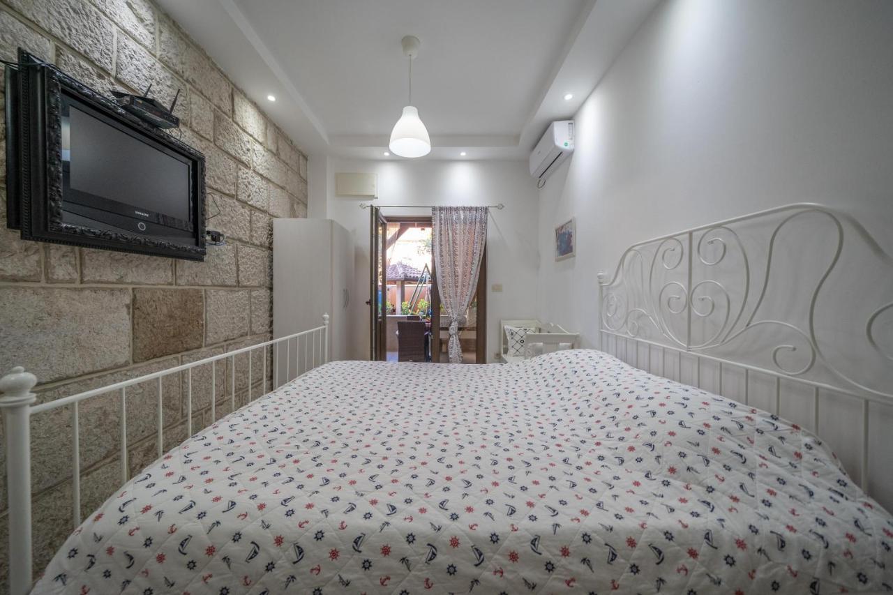 Apartments Milunovic Kotor Bagian luar foto