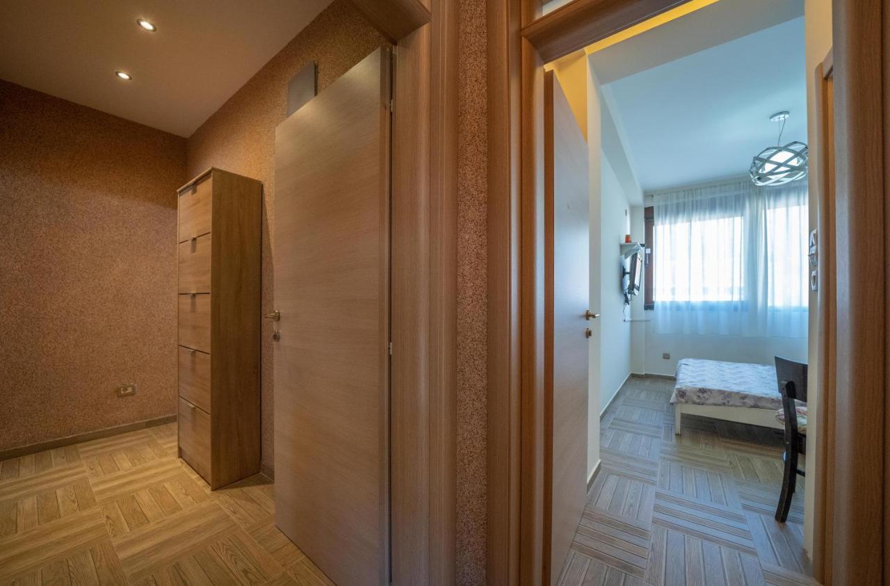Apartments Milunovic Kotor Bagian luar foto