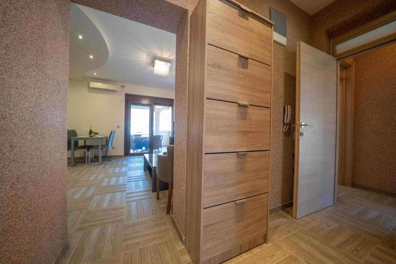 Apartments Milunovic Kotor Bagian luar foto